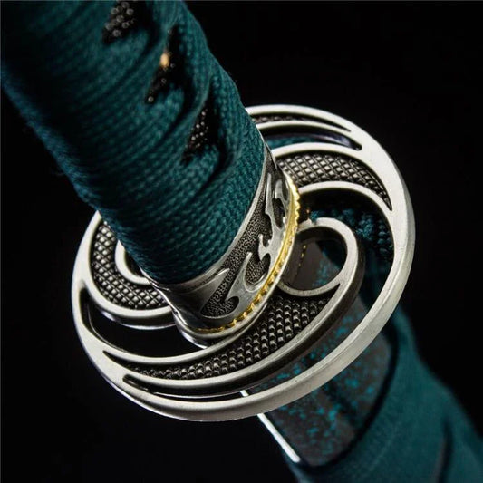 Longquan sword handmade 1060 high manganese steel sword Japanese command sword one-piece forged hard sword unsharpened