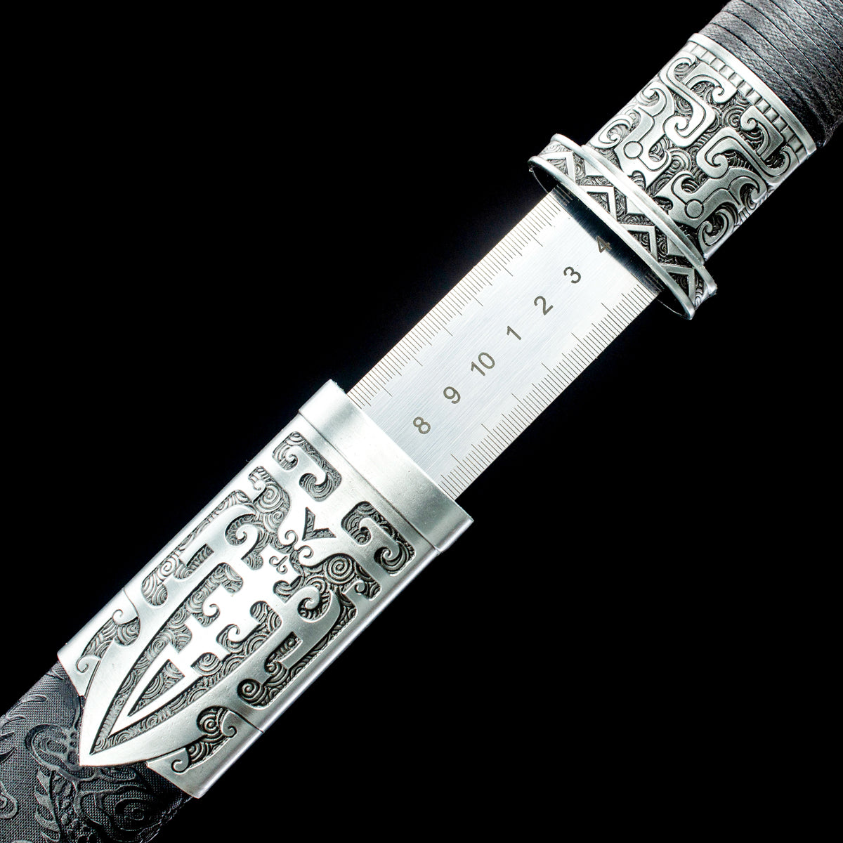 Chinese handmade sword/practical/high performance/sharp/Longquan long sword weapon