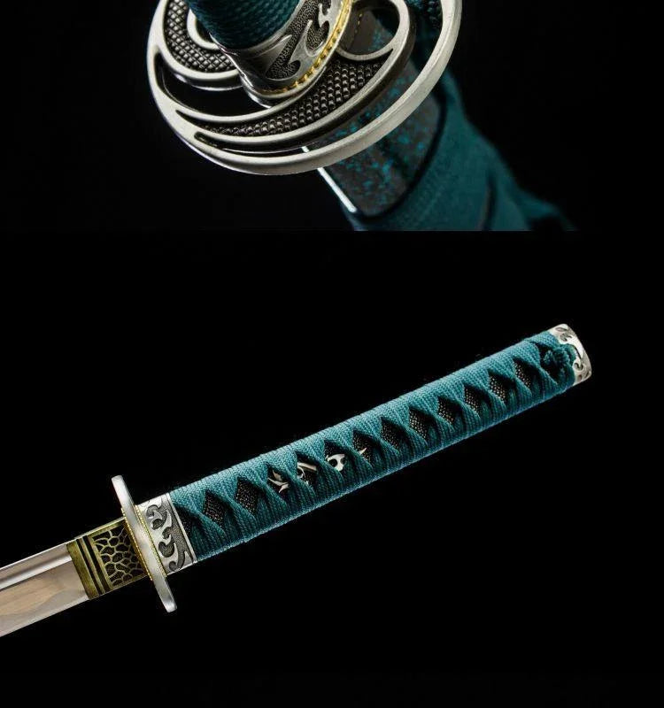 Longquan sword handmade 1060 high manganese steel sword Japanese command sword one-piece forged hard sword unsharpened