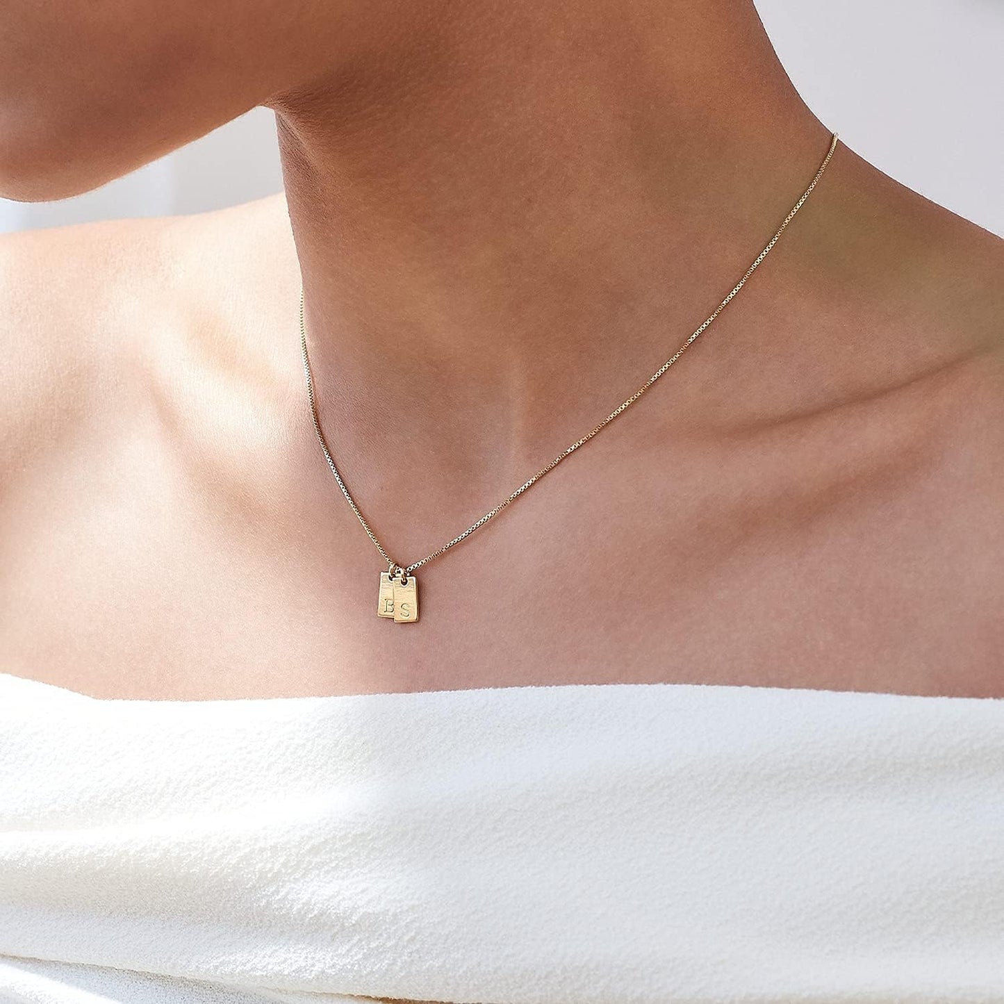 OAK & LUNA - Personalized Willow Tag Initial Necklace with Diamond Option - Dainty Gift for Her, Woman - Custom Jewelry for Christmas, Mother's Day