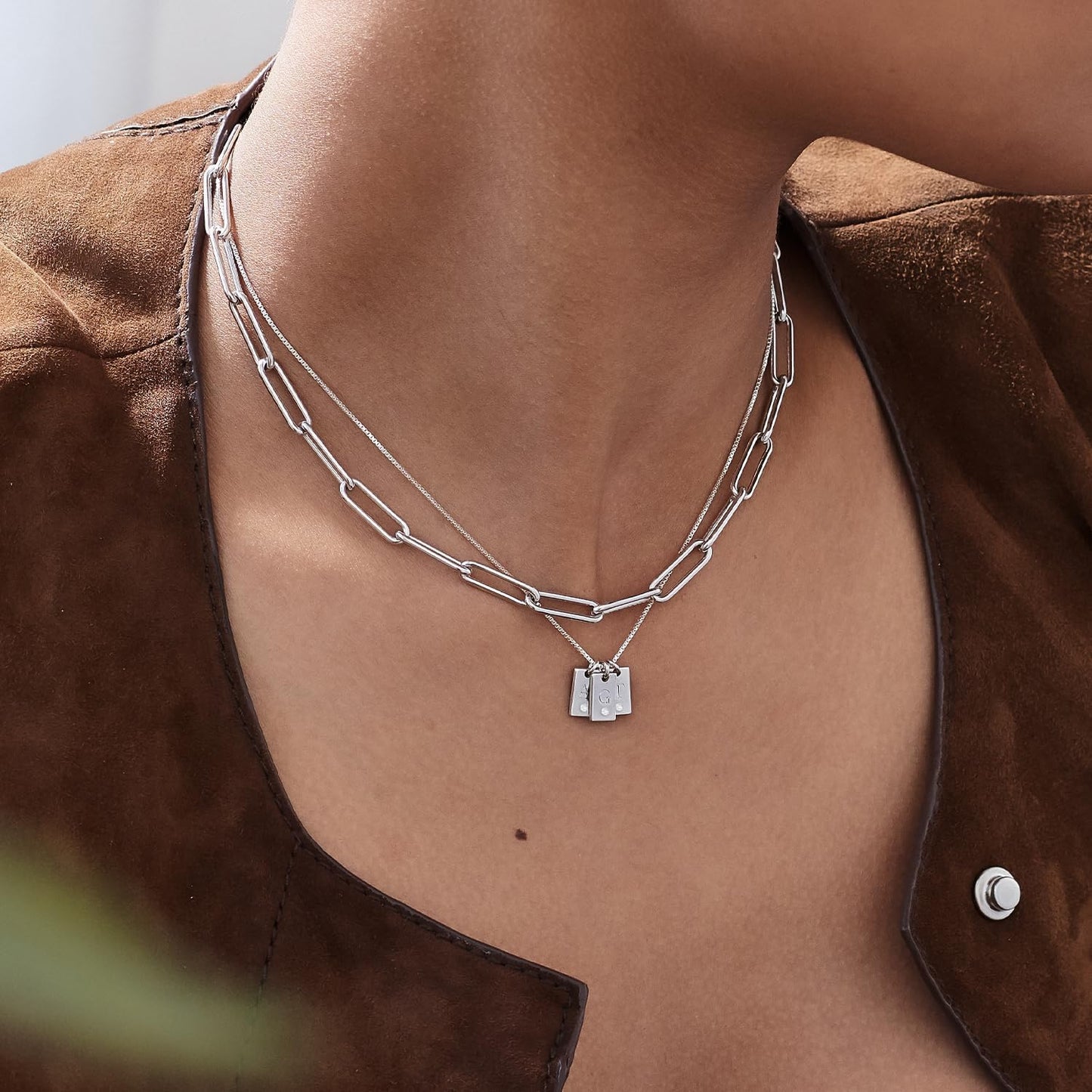 OAK & LUNA - Personalized Willow Tag Initial Necklace with Diamond Option - Dainty Gift for Her, Woman - Custom Jewelry for Christmas, Mother's Day